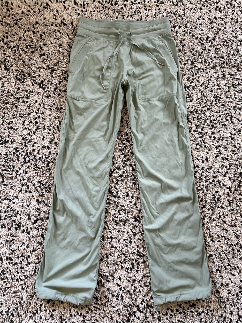 Lululemon Dance Studio Pant Mid-Rise Regular Fog Green Women’s Size 4
